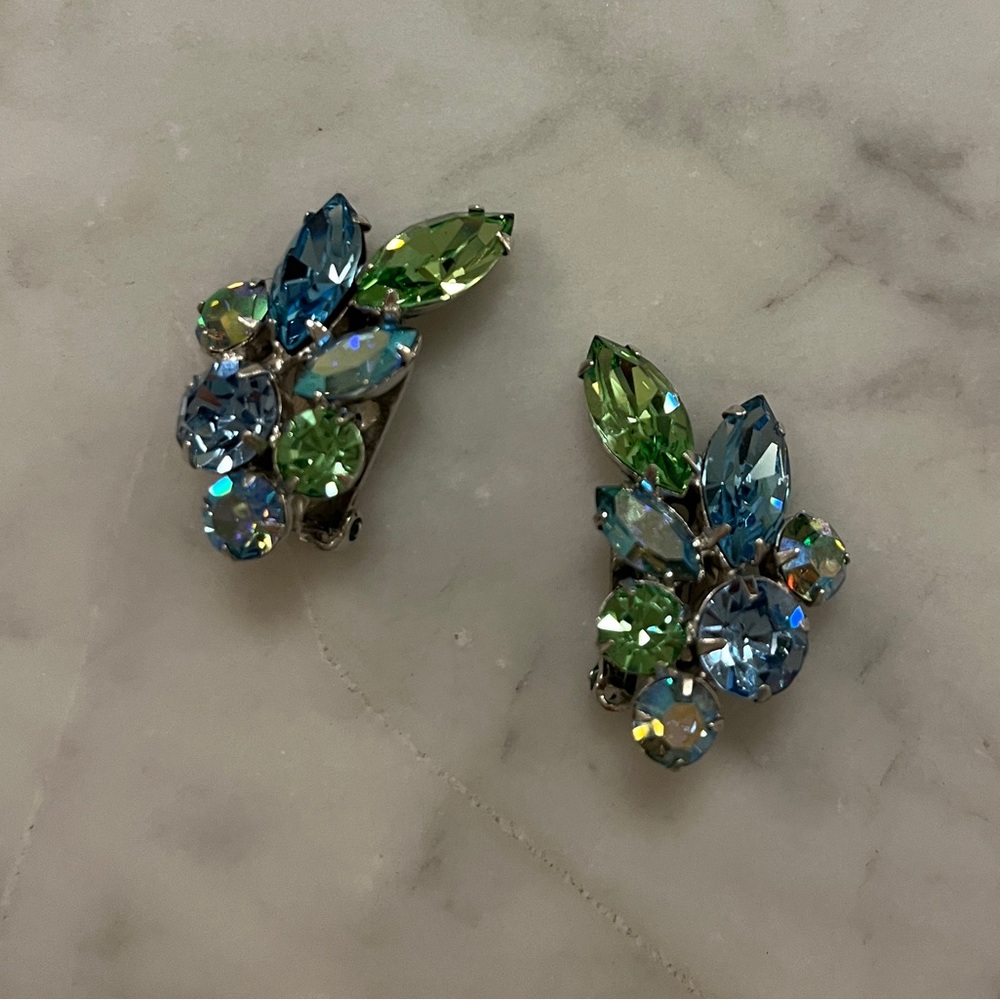 Excellent Vintage Blue & Green Rhinestone Clip-On Earrings